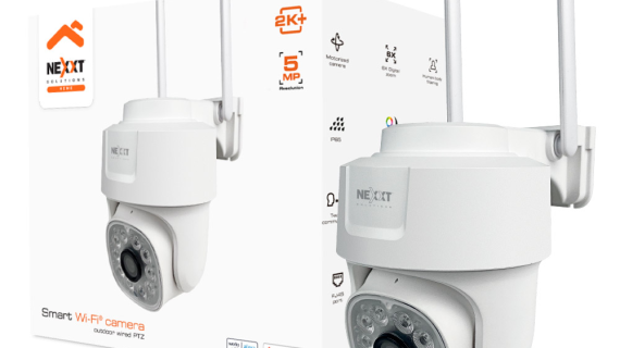 Camara exterior 2K con luz de inundacion y PTZ